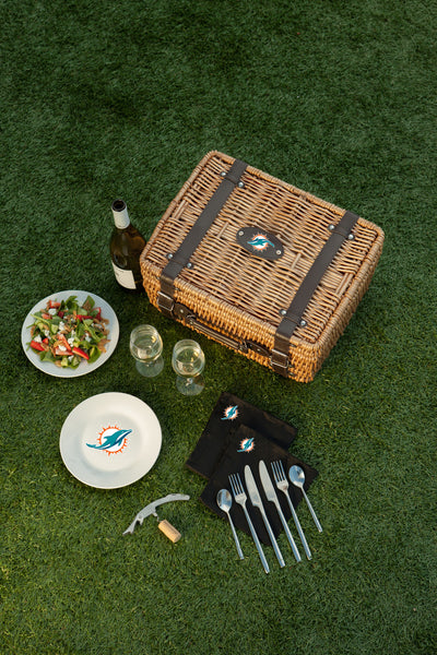 Miami Dolphins CHAMPION PICNIC BASKET with 2024 service for two