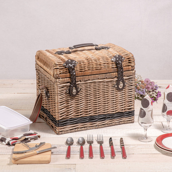 Picnic Baskets – Plenty Patio