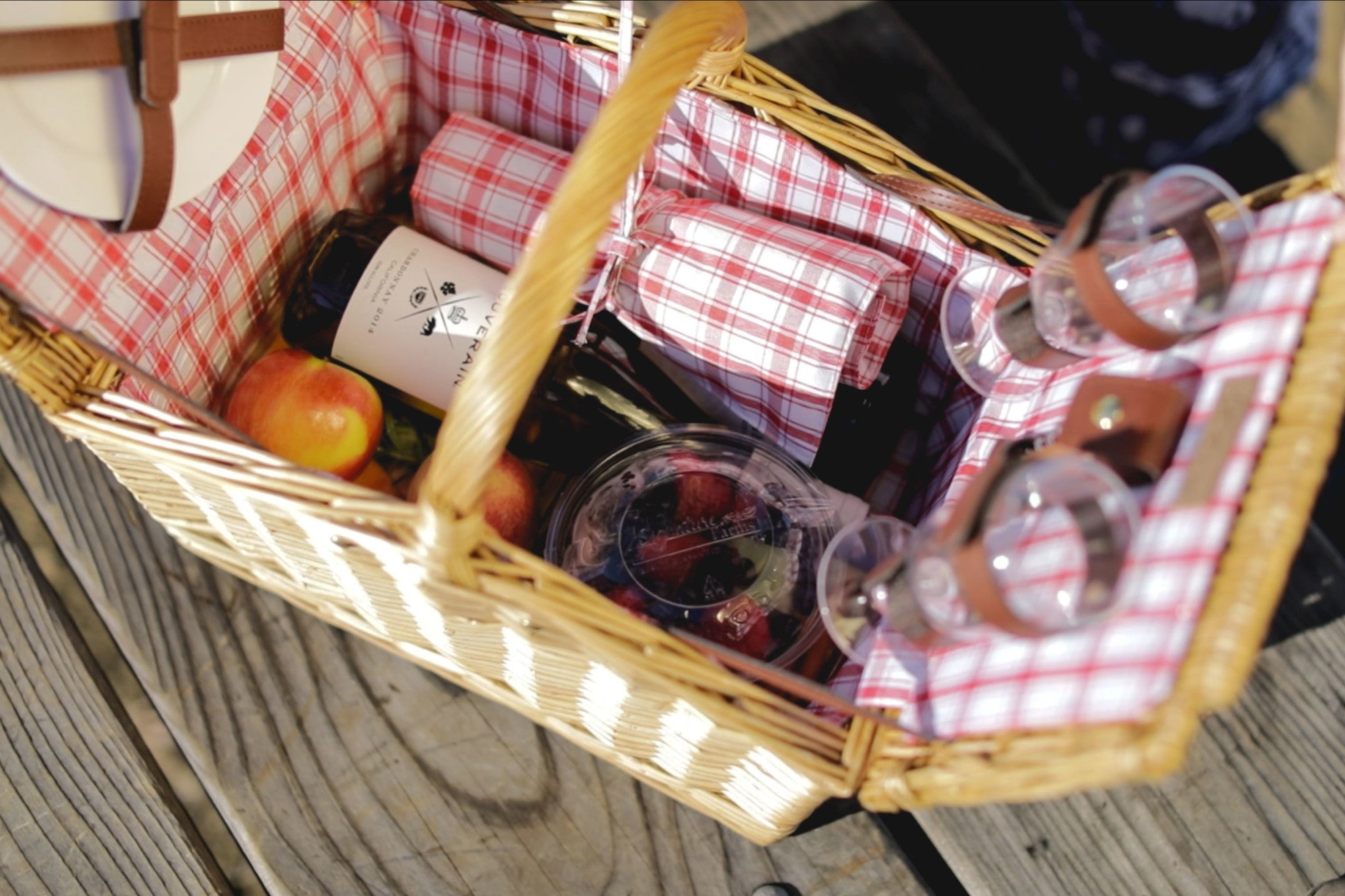 Red & White Plaid Pattern