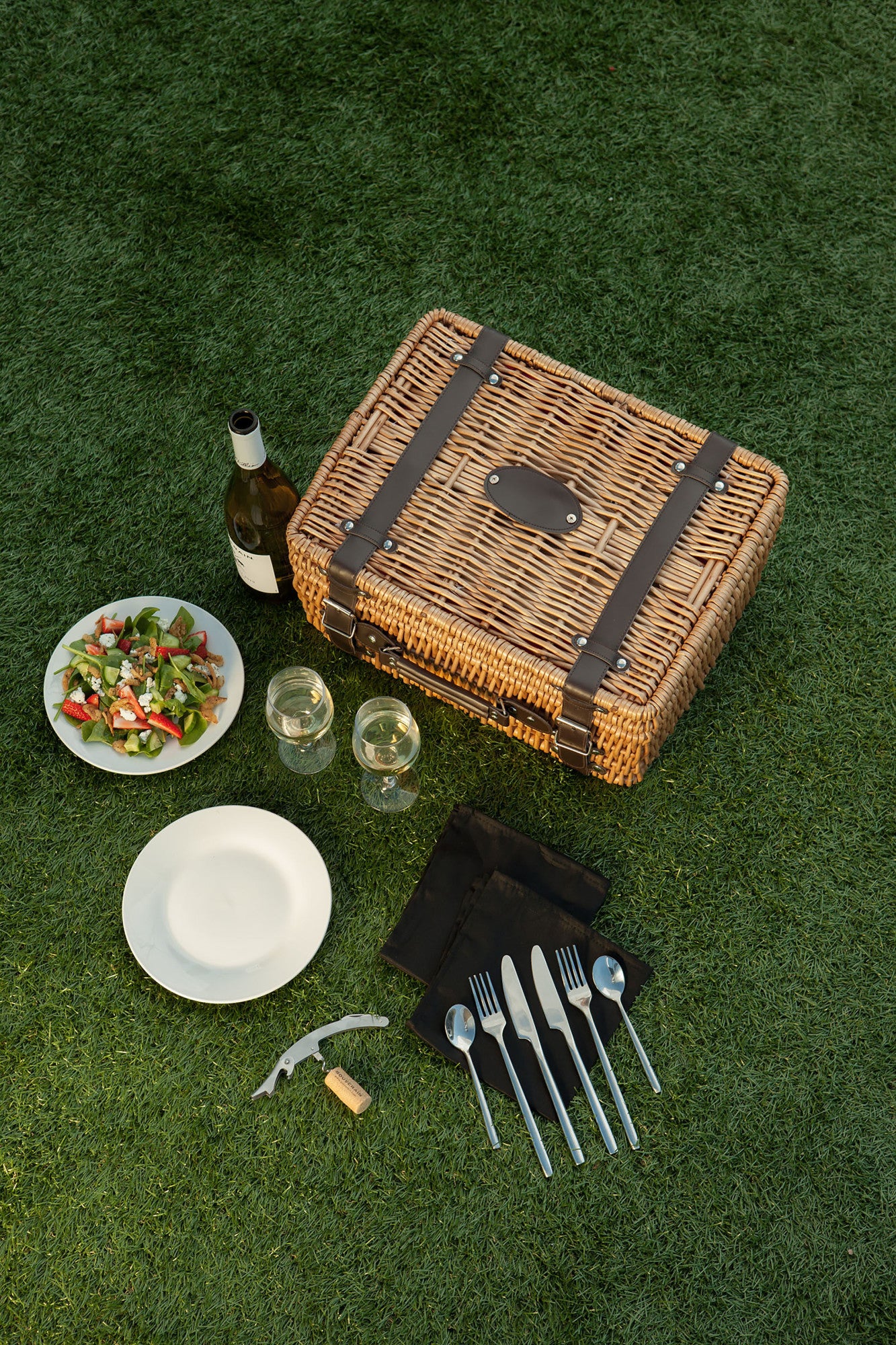 Stanford Cardinal - Champion Picnic Basket