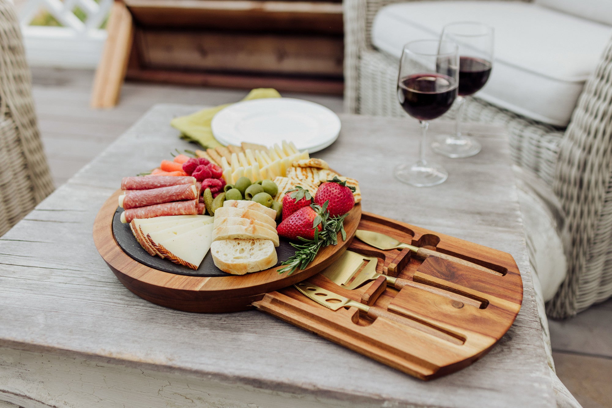 Picnic Time Philadelphia Eagles Icon Cutting Board