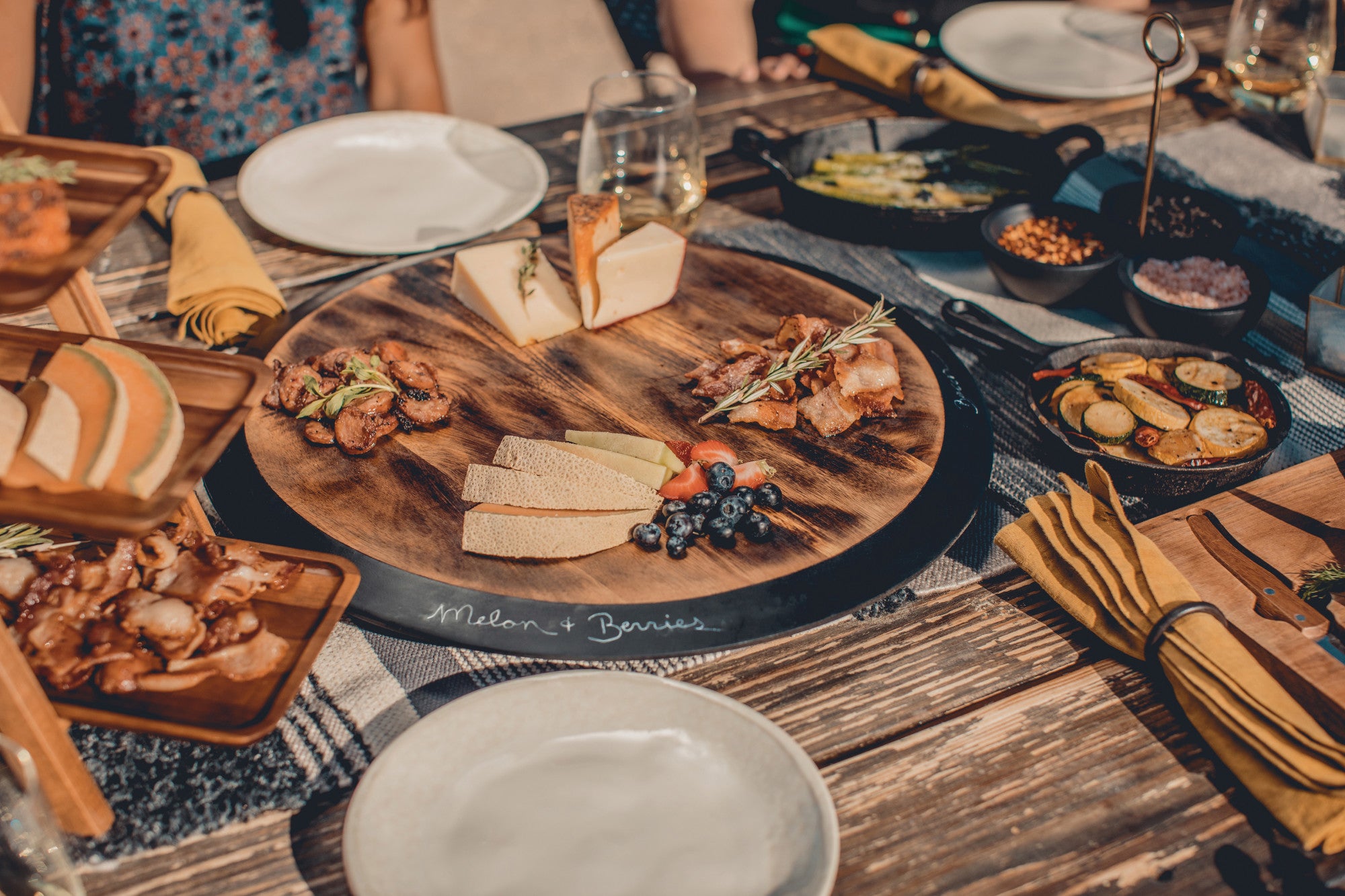 Lazy susan shop serving dish